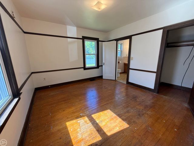 33 High Street, Mt Clemens, MI 48043