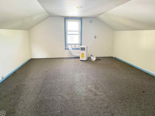 33 High Street, Mt Clemens, MI 48043