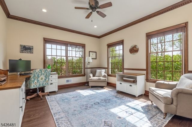 5 Cotswold Ln, Warren Twp., NJ 07059