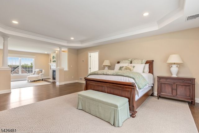 5 Cotswold Ln, Warren Twp., NJ 07059