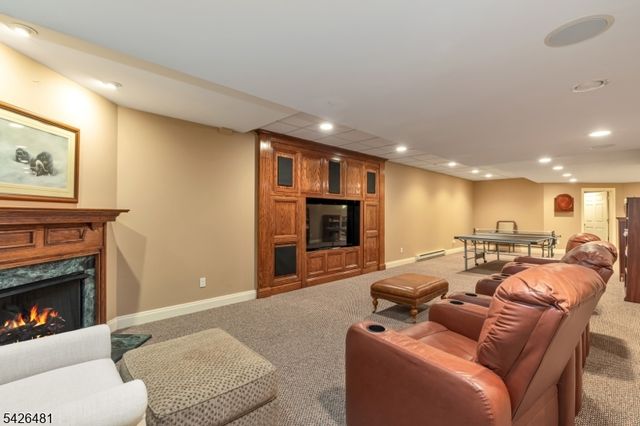 5 Cotswold Ln, Warren Twp., NJ 07059