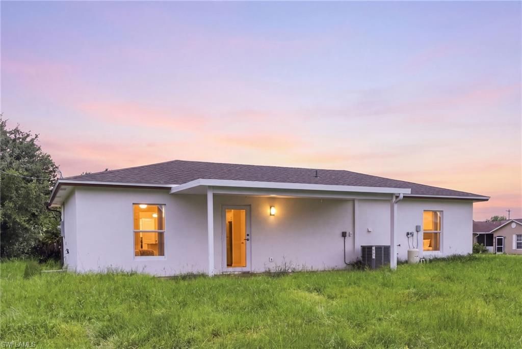 807 Casper Yost ST E, LEHIGH ACRES, FL 33974 — photo 2