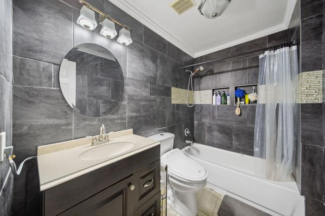 11642 Borderwood Drive, Houston, TX 77013
