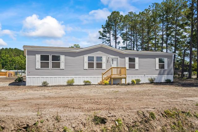 109 G P Smith Ave., Longs, SC 29568