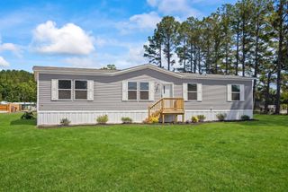 109 G P Smith Ave., Longs, SC 29568
