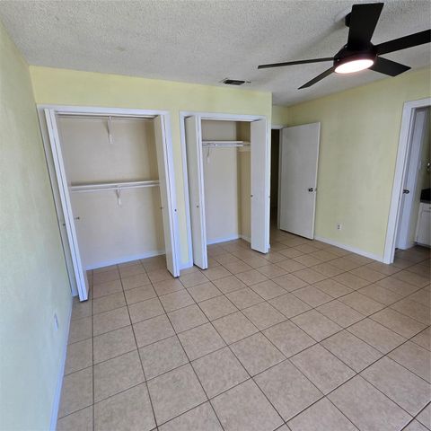 208 NW River RD, Martindale, TX 78655