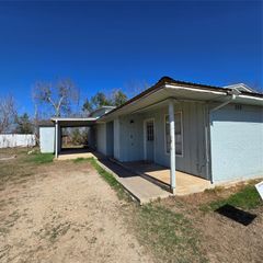208 NW River RD, Martindale, TX 78655