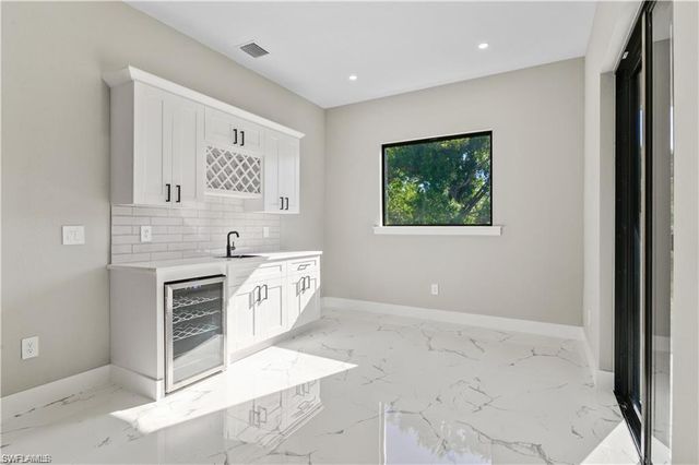 1561 NW 26th PL, Cape Coral, FL 33993