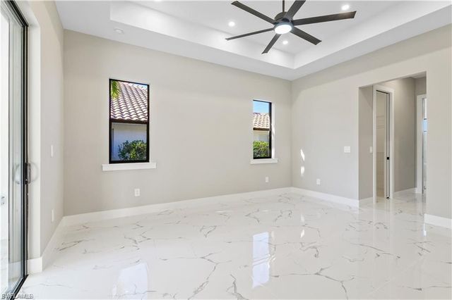 1561 NW 26th PL, Cape Coral, FL 33993