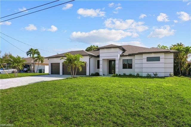 1561 NW 26th PL, Cape Coral, FL 33993