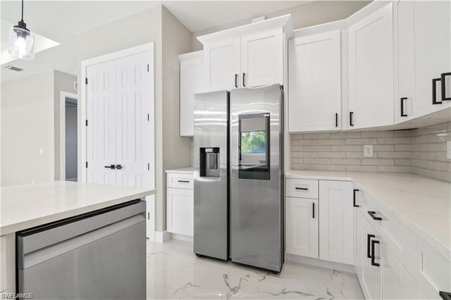 1561 NW 26th PL, Cape Coral, FL 33993