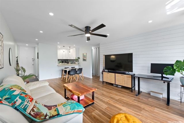 1015 Aoloa Place 243, Kailua, HI 96734