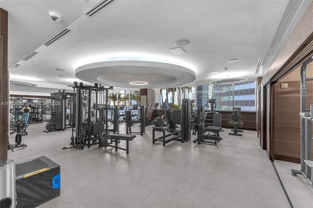 200 Biscayne Boulevard Way 3707, Miami, FL 33131