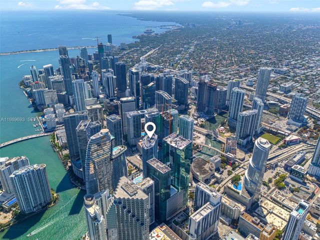 200 Biscayne Boulevard Way 3707, Miami, FL 33131