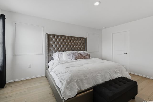 11931 Fuzzy Path, San Antonio, TX 78221