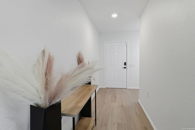 11931 Fuzzy Path, San Antonio, TX 78221