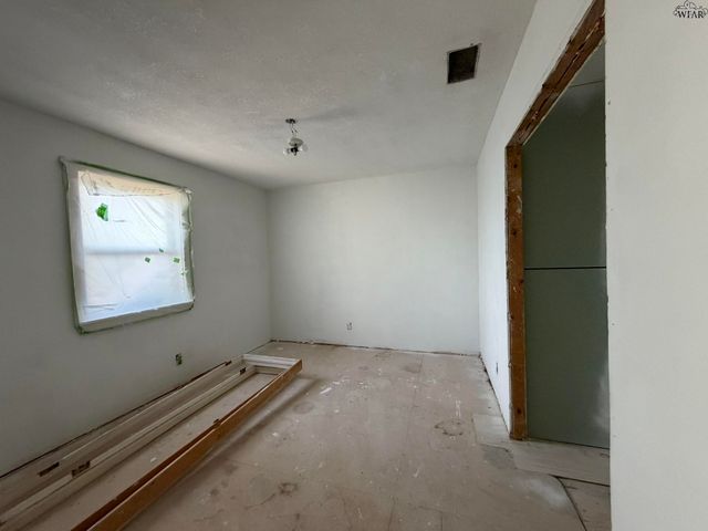 3910 CYNTHIA LANE, Wichita Falls, TX 76302