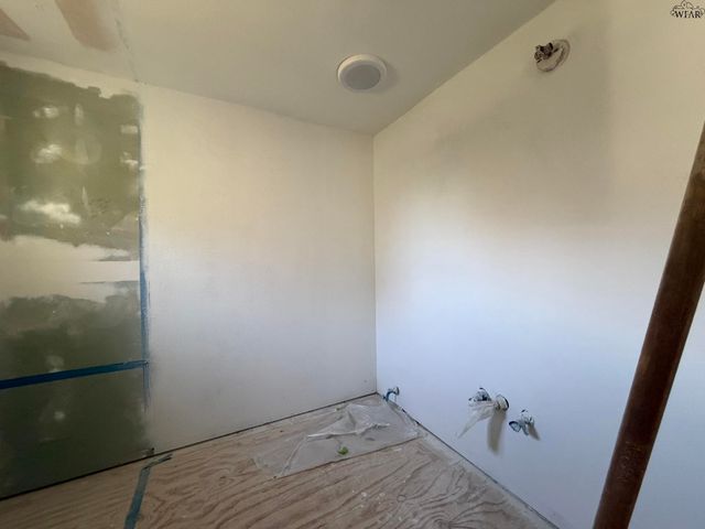 3910 CYNTHIA LANE, Wichita Falls, TX 76302