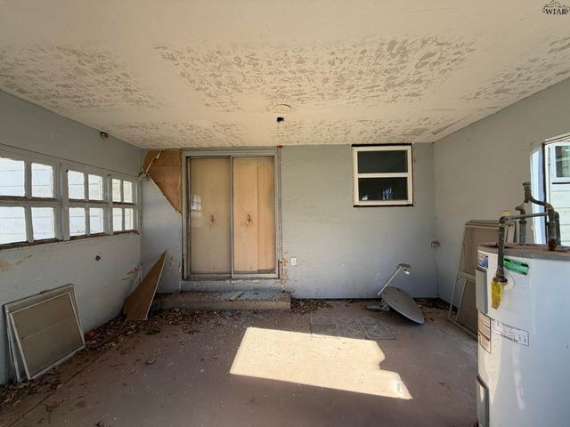 3910 CYNTHIA LANE, Wichita Falls, TX 76302