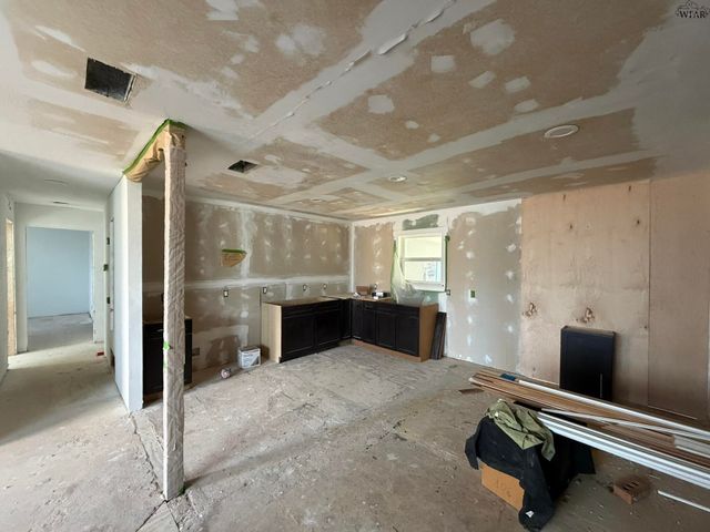 3910 CYNTHIA LANE, Wichita Falls, TX 76302