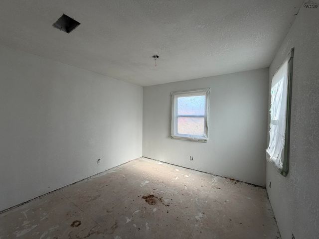 3910 CYNTHIA LANE, Wichita Falls, TX 76302