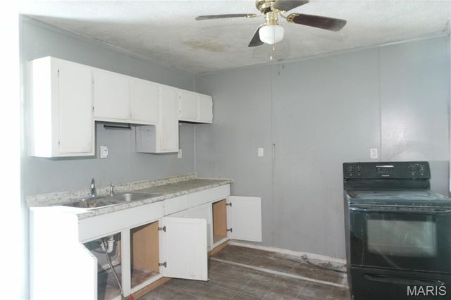 457 Mildred Avenue, East St Louis, IL 62206