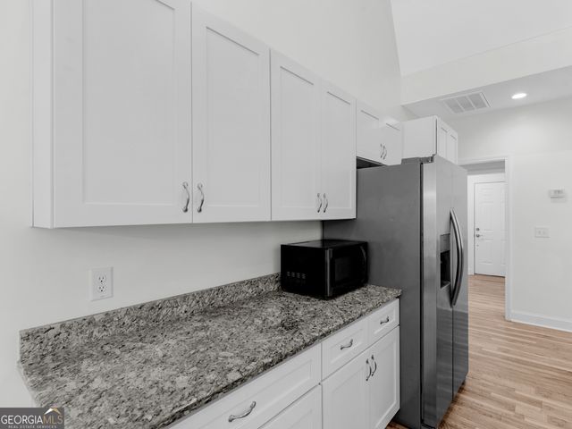 2736 Lester Mill Road, Locust Grove, GA 30248