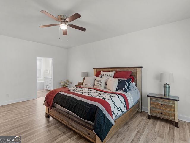 2736 Lester Mill Road, Locust Grove, GA 30248