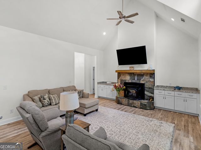 2736 Lester Mill Road, Locust Grove, GA 30248