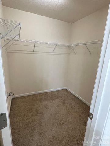 4721 Opus Lane, Charlotte, NC 28214