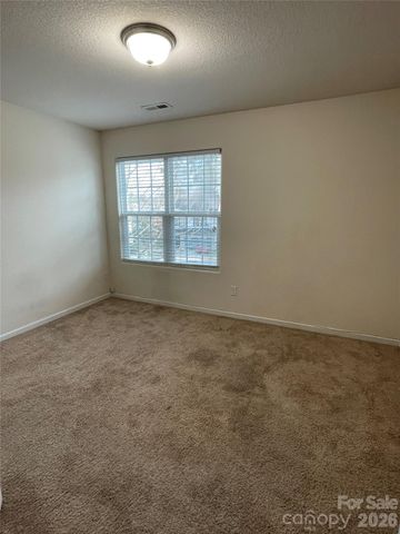 4721 Opus Lane, Charlotte, NC 28214