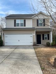 4721 Opus Lane, Charlotte, NC 28214