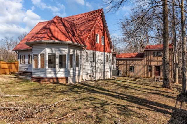 1000 Chickadee Ct, Portland, TN 37148