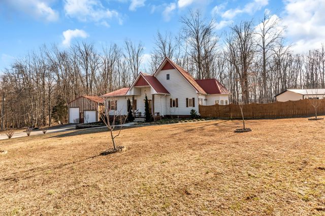 1000 Chickadee Ct, Portland, TN 37148