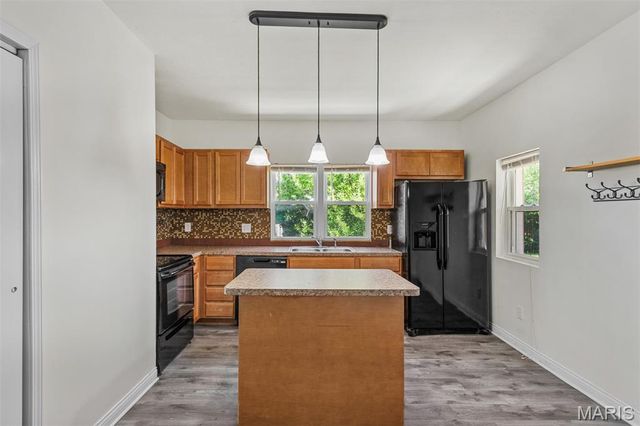 4253 Swan Avenue, St Louis, MO 63110