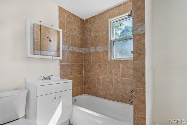 4253 Swan Avenue, St Louis, MO 63110
