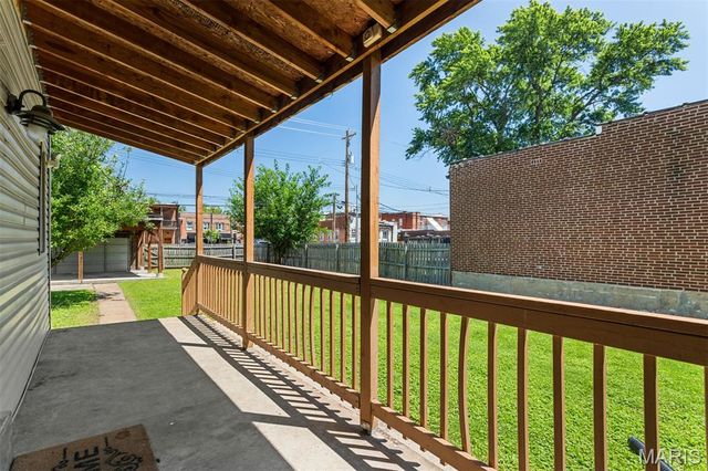 4253 Swan Avenue, St Louis, MO 63110