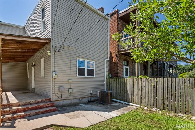 4253 Swan Avenue, St Louis, MO 63110