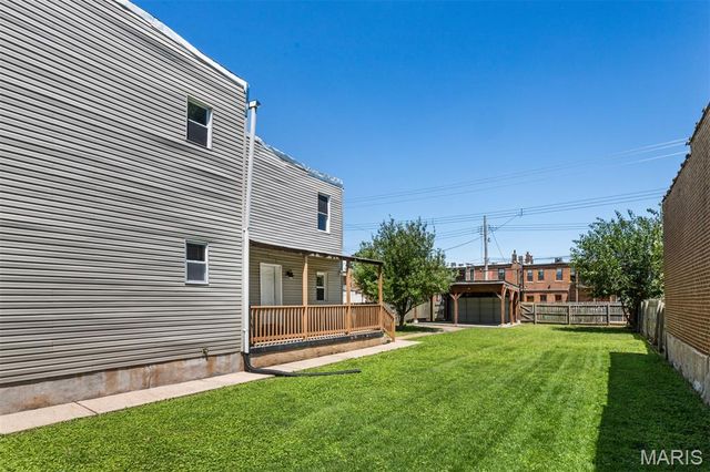 4253 Swan Avenue, St Louis, MO 63110