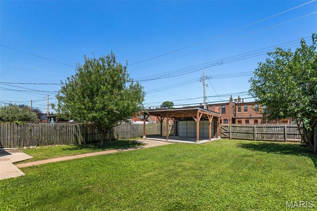 4253 Swan Avenue, St Louis, MO 63110