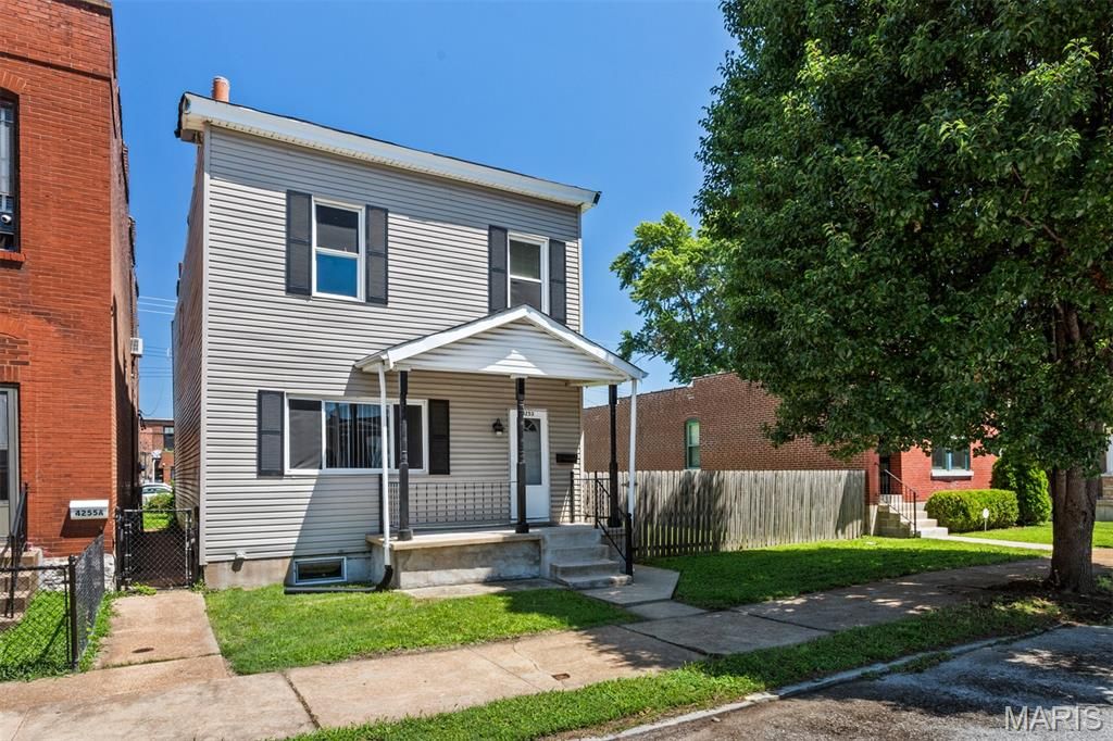 4253 Swan Avenue, St Louis, MO 63110