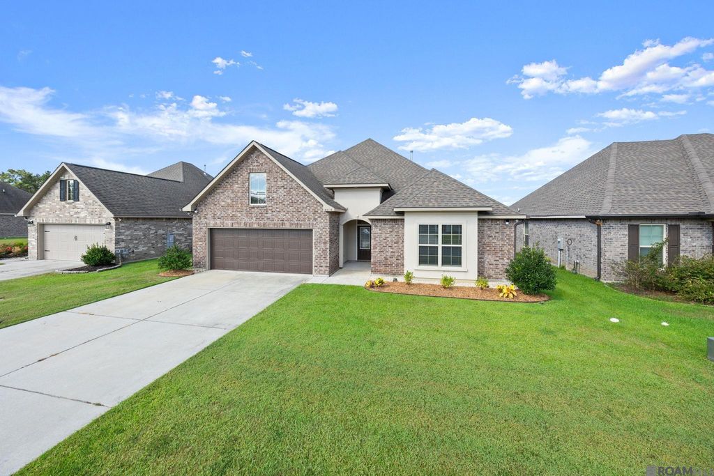 23413 Odette Ave, Denham Springs, LA 70726