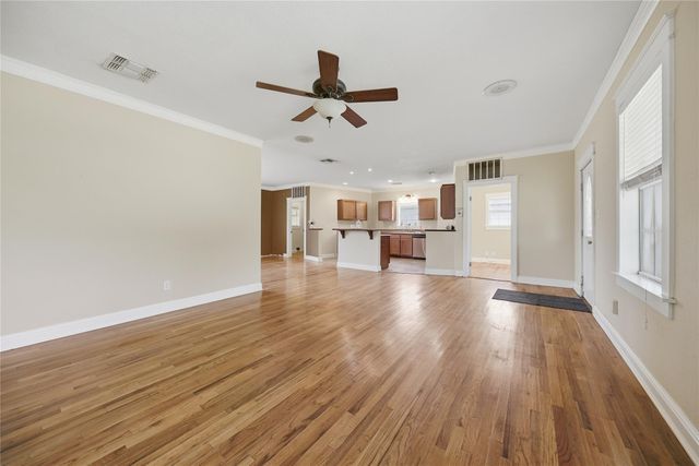 2380 Third Street, Rock Island, TX 77470