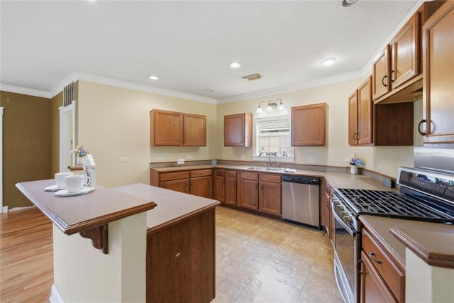 2380 Third Street, Rock Island, TX 77470