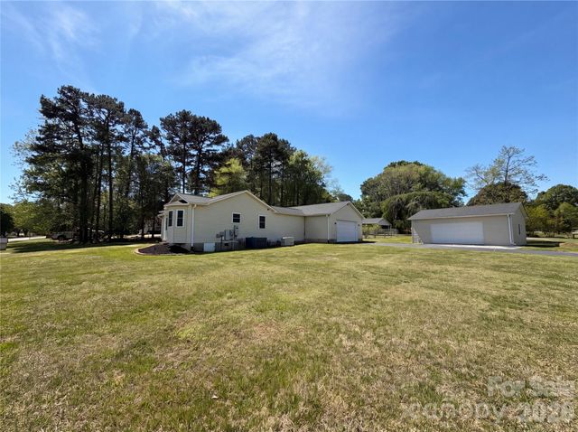 101 Forest Meadow Lane, Salisbury, NC 28144