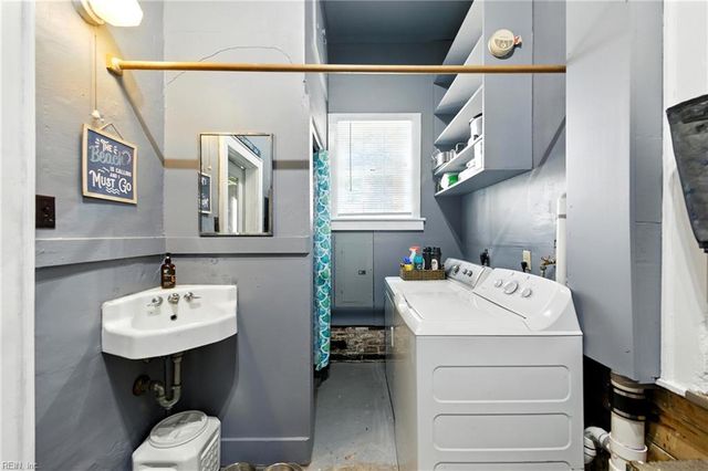 3811 Giles CIR, Norfolk, VA 23513