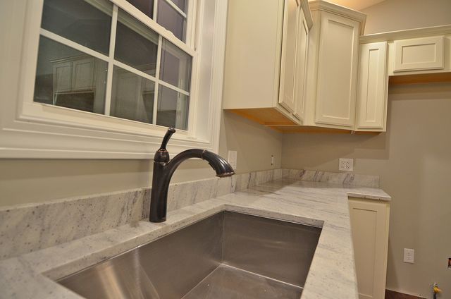 3290 E 289th Road, Lasalle, IL 61301