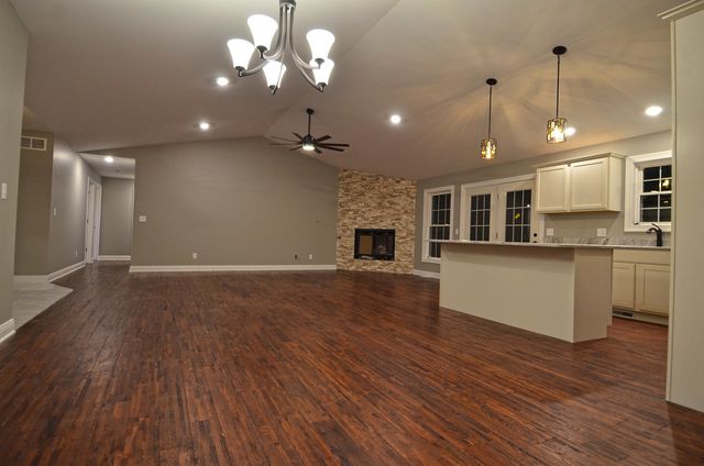 3290 E 289th Road, Lasalle, IL 61301