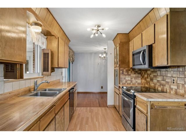 8281 Bluebell Way, Denver, CO 80221