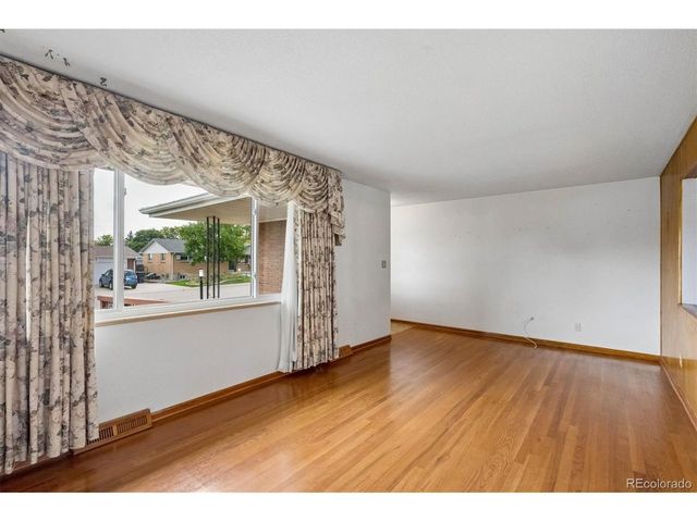 8281 Bluebell Way, Denver, CO 80221